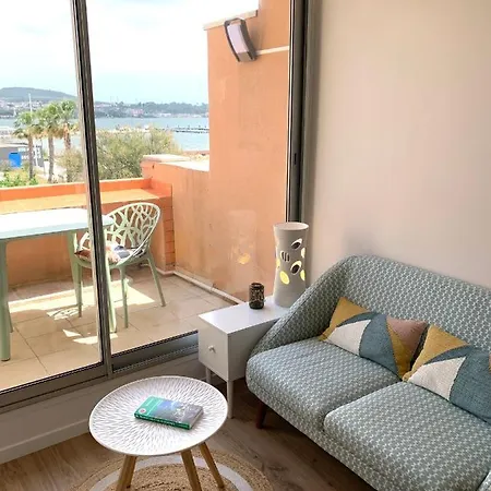 Apartmán Elegant T2 En 1ere Ligne De L'etang De Thau Avec Terrasse - Cures Et *