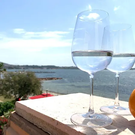 Elegant T2 En 1ere Ligne De L'etang De Thau Avec Terrasse - Cures Et شقة بالاروك ليه بان